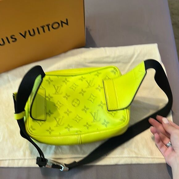 Louis Vuitton Women's Taigarama Coated Canvas Outdoor Monogram Bum Bag Yellow OS - Picture 4 of 15